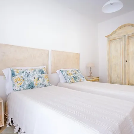 Orosei Holidays - Sa Vadde Apartment *